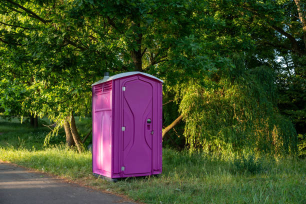 Best Porta potty rental near me  in Valley View, OH